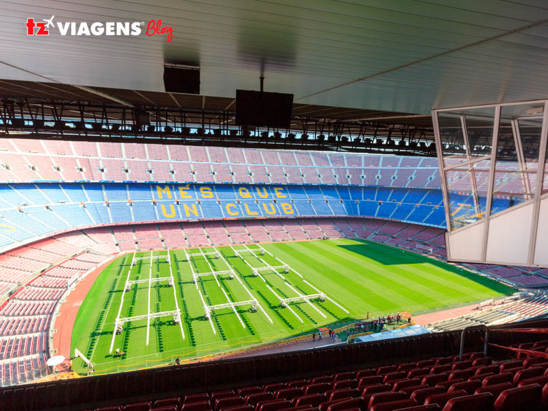 Camp Nou, o estádio do time Barcelona e um dos pontos turísticos de Barcelona 