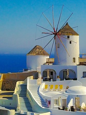 Santorini na Grécia é uma ilha paradisíaca